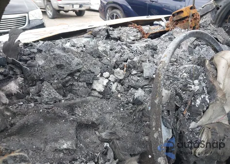 2006 Saturn Vue V6 from USA, damaged, VIN 5GZCZ63466S855835